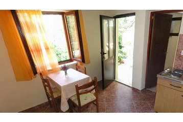 Croatie Privát Okrug Donji, Extérieur